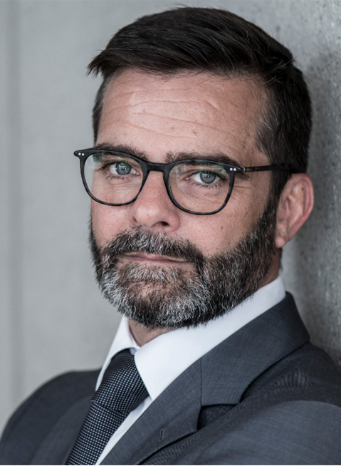 ao Univ.-Prof. Dr. Nevinny-Stickel ao Univ.-Prof. Dr. Nevinny-Stickel